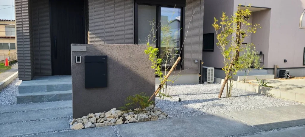 掛川市　高級カーポート　LIXIL　カーポートSC