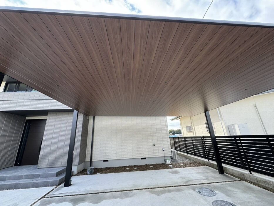 発泡スチロールの壁を使った安全でラグジュアリーなエクステリア ②